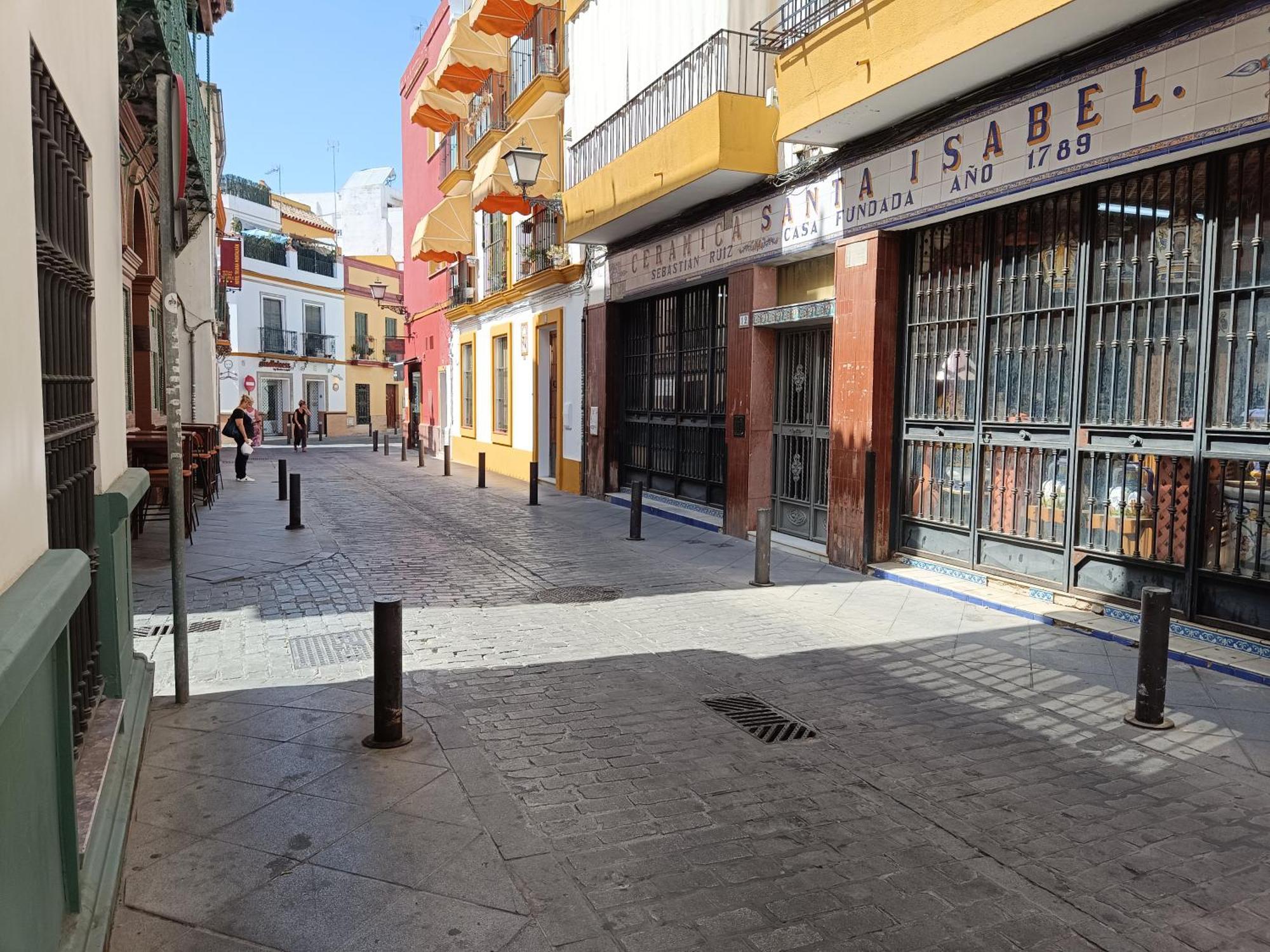 Apartamentos Luxury Puente De Triana Sevilha Exterior foto