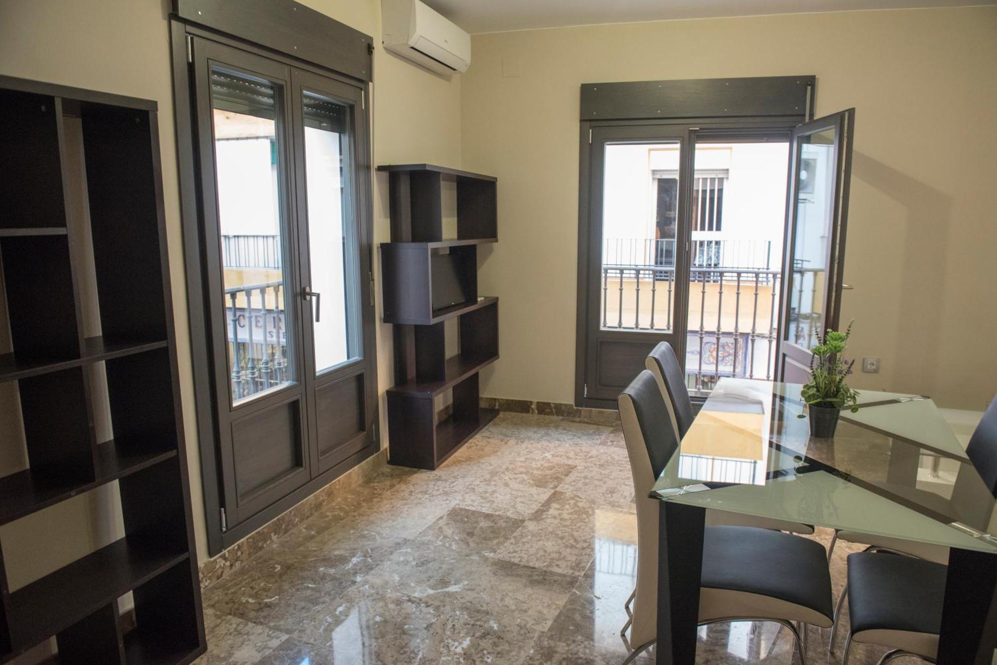 Apartamentos Luxury Puente De Triana Sevilha Exterior foto