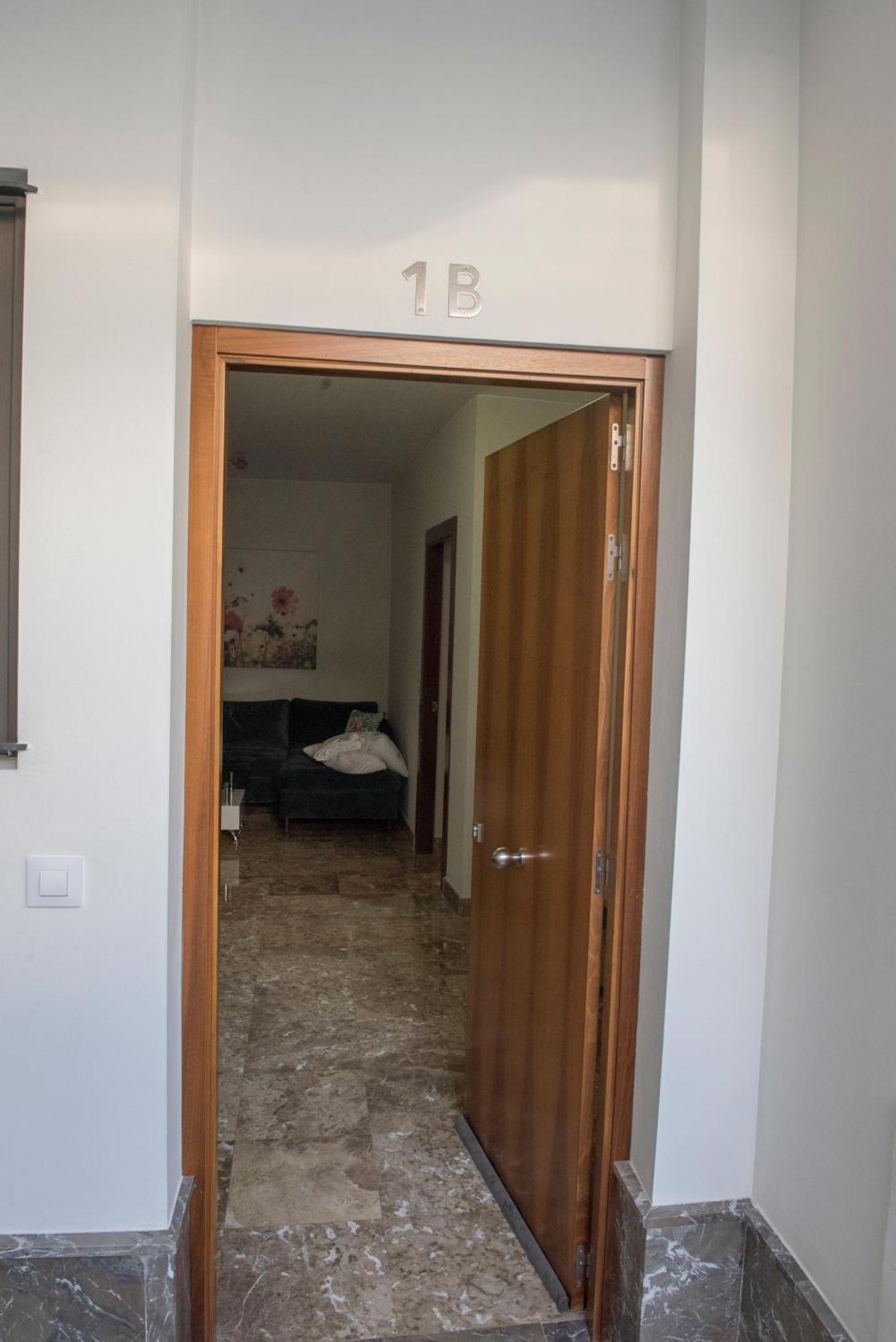 Apartamentos Luxury Puente De Triana Sevilha Exterior foto
